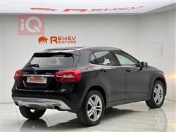 مێرسێدس بێنز GLA